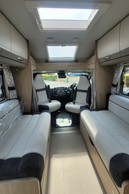 78A5C6 15 Elddis Autoquest 155 MagnumGT VN25CFP