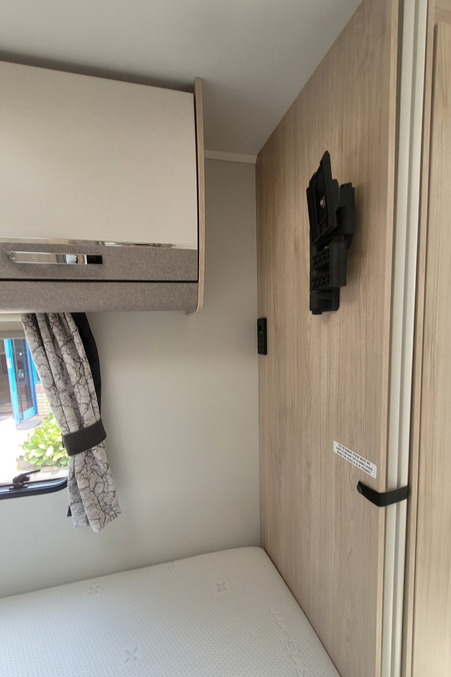 78A5C6 25 Elddis Autoquest 155 MagnumGT VN25CFP