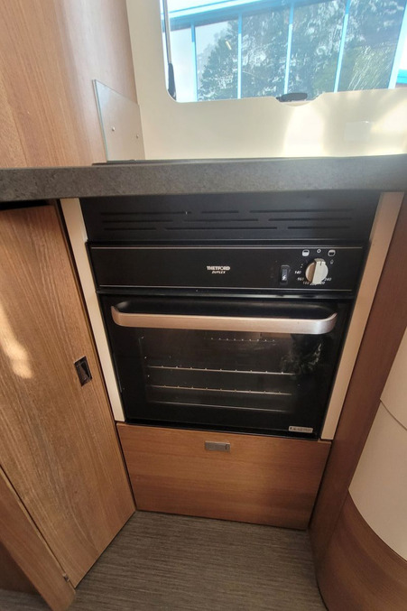 78A9C2 14 Carthago C Tourer T149LE HX71AOZ