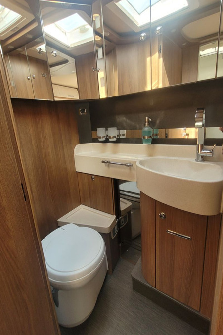 78A9C2 25 Carthago C Tourer T149LE HX71AOZ