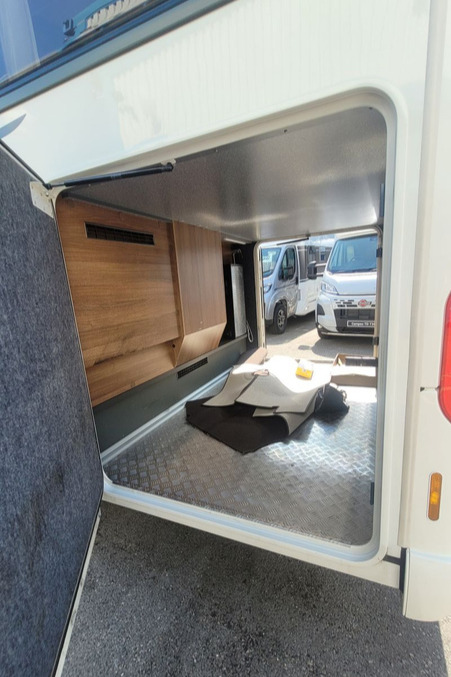 78A9C2 29 Carthago C Tourer T149LE HX71AOZ