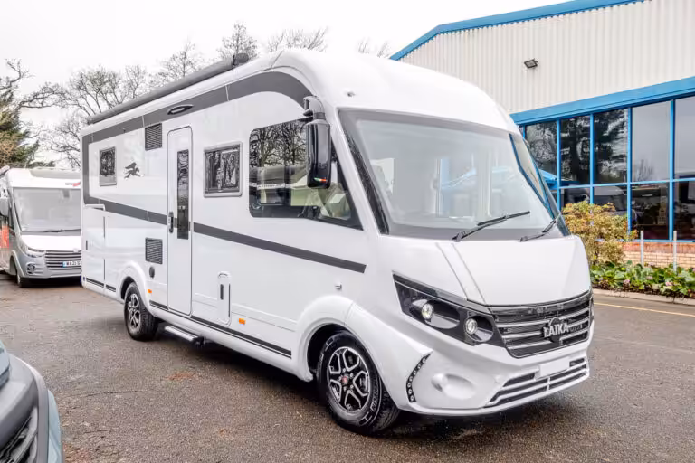 6CC8BE 01 2024 Laika Ecovip4112DS ZFA25000002X97958