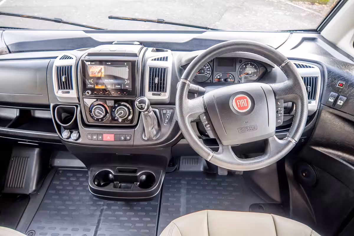 71C42E 05 Autotrail GF88 VU71OCX
