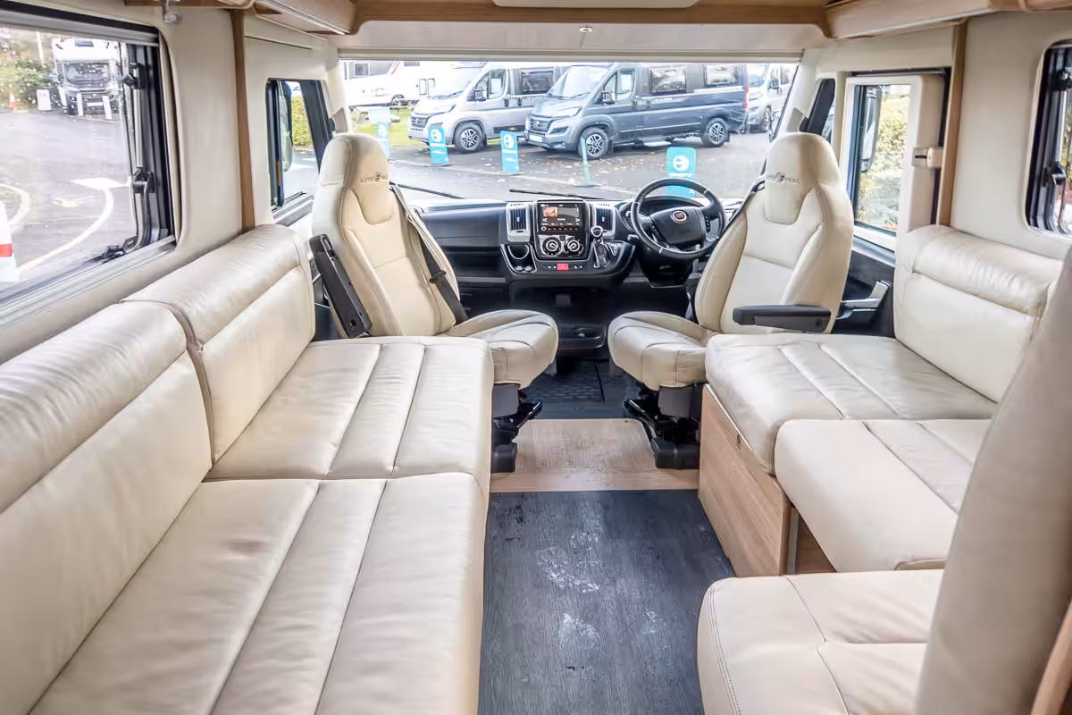 71C42E 10 Autotrail GF88 VU71OCX