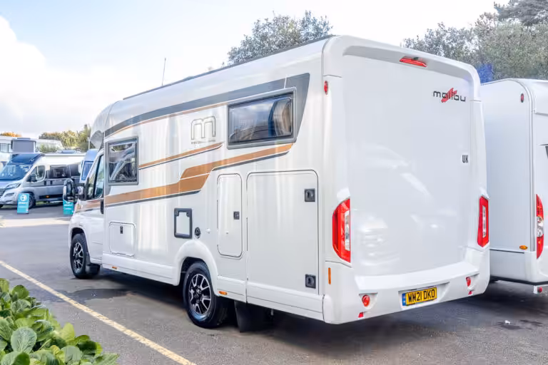 71FE12 03 2021 Malibu T430LE WM21DKO