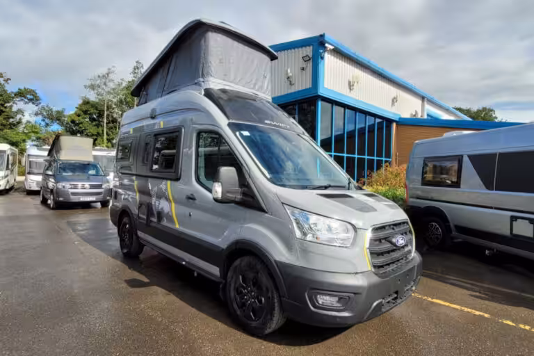 724B86 01 Swift TrekkerS ESM63862
