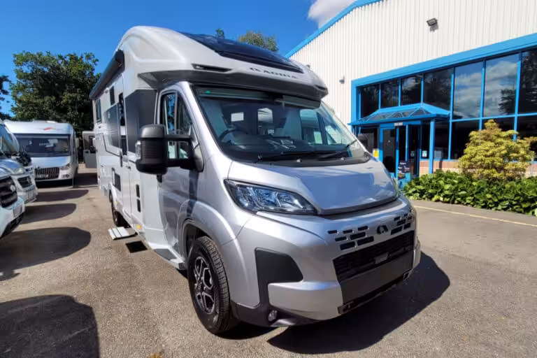 73CA7E 01 Adria Matrix670SL60th SMB08066