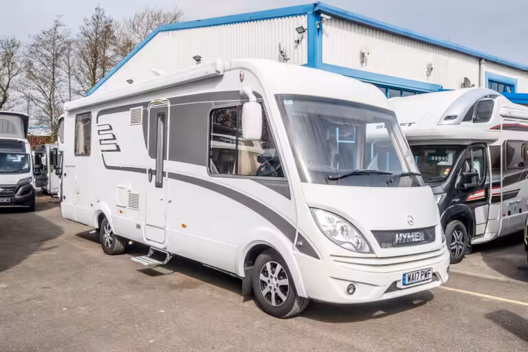 73CF5E 01 2017 Hymer ML630 WA17PWF