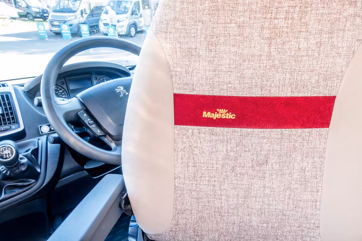 73F436 06 2019 Elddis Majestic115 PO69EHL