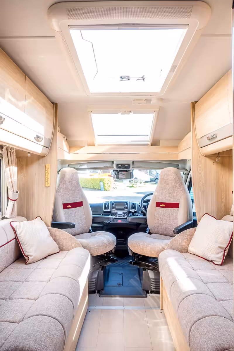 73F436 07 2019 Elddis Majestic115 PO69EHL