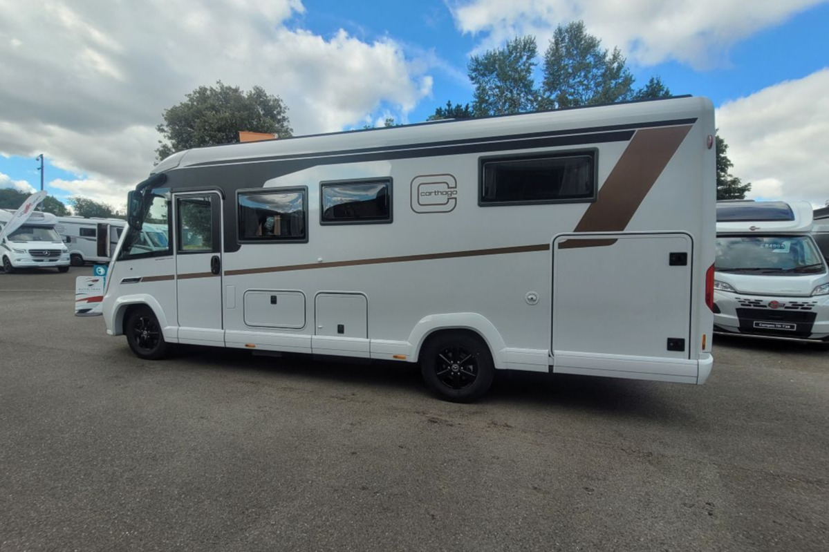 75C7E2 06 Carthago C2 Tourer I148RB QB K TN385425