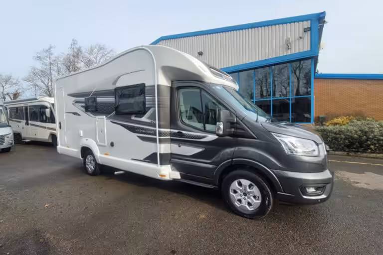 75D3DE 02 Swift Voyager540 RDSC43666