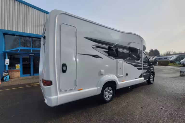 75D3DE 03 Swift Voyager540 RDSC43666