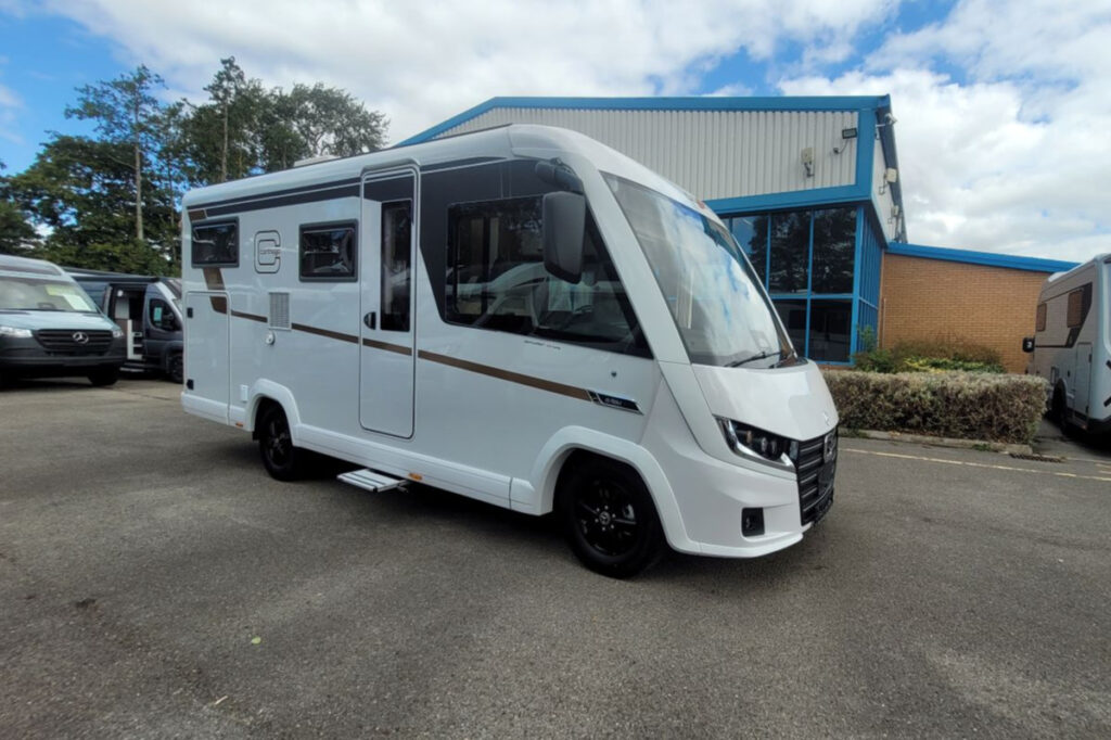 75D8EA 02 Carthago C2 Tourer I 141 Kb Le TN381772