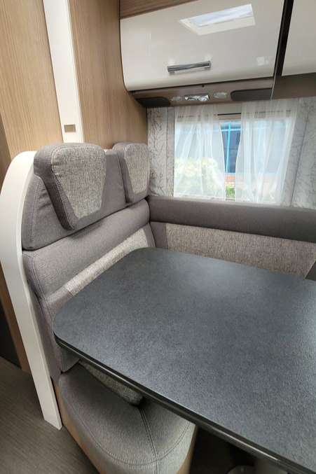 75D8EA 12 Carthago C2 Tourer I 141 Kb Le TN381772