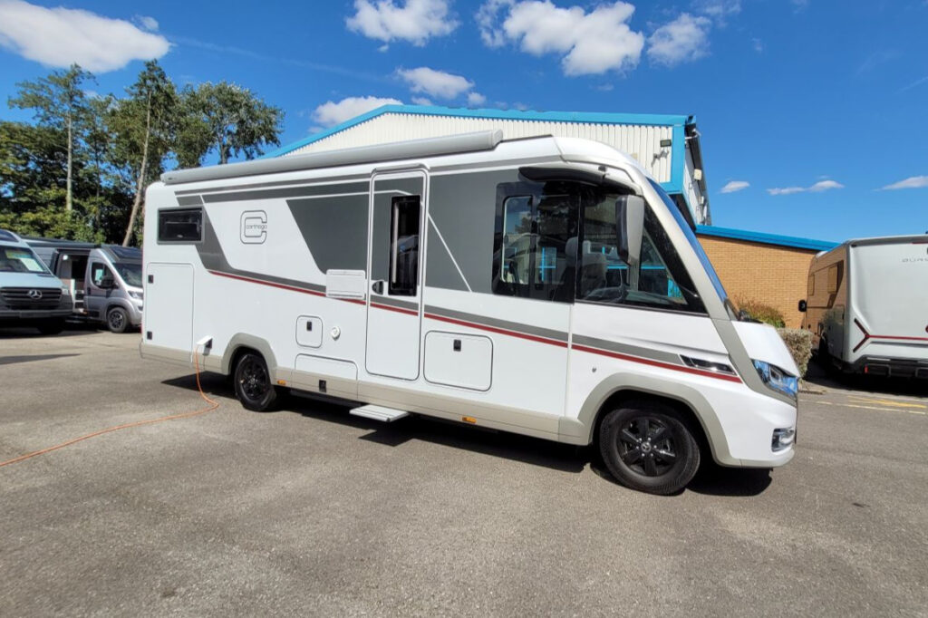 75D91E 02 Carthago Chic C Line I 4.9 LE L TN375466