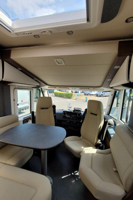 75D91E 09 Carthago Chic C Line I 4.9 LE L TN375466