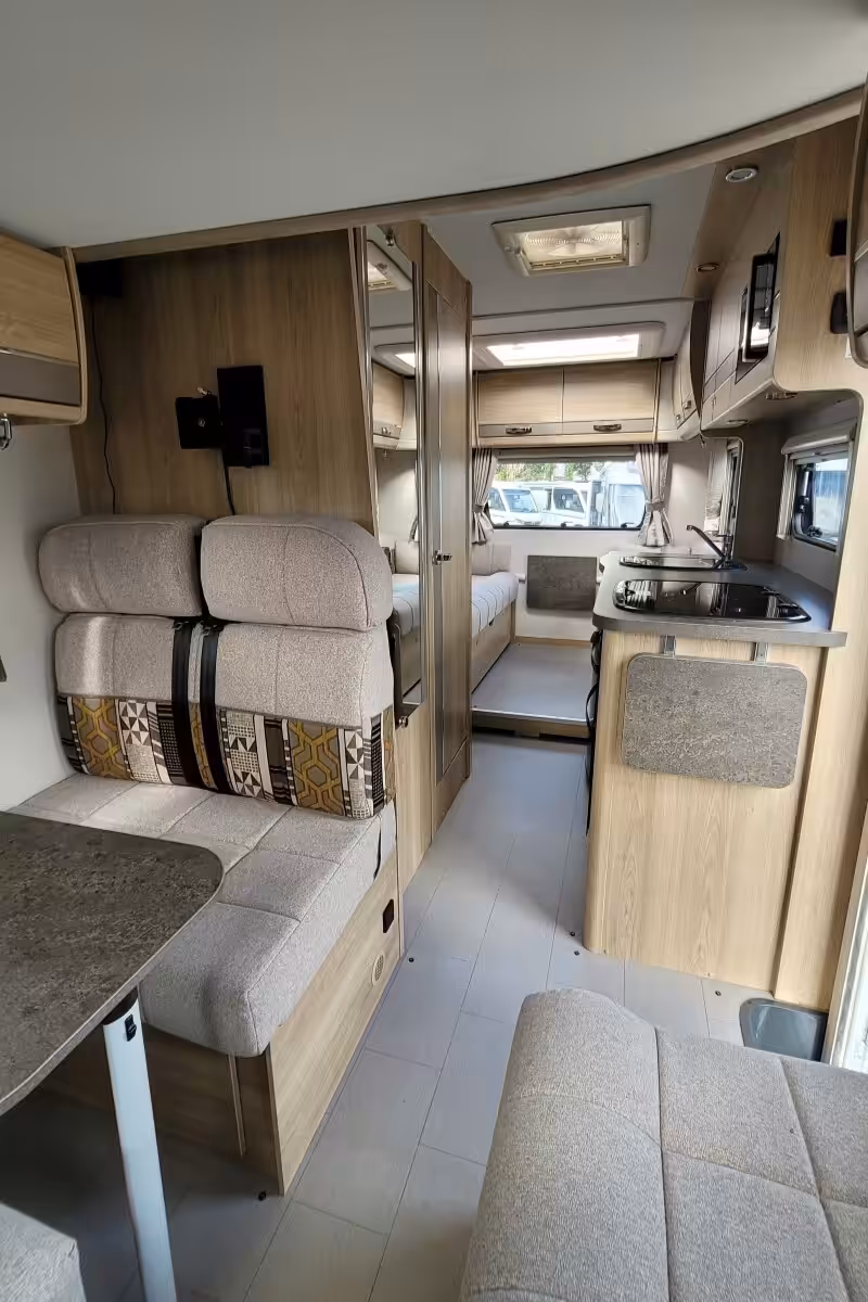 75FFB6 17 Elddis Evolution196 FX68XAF
