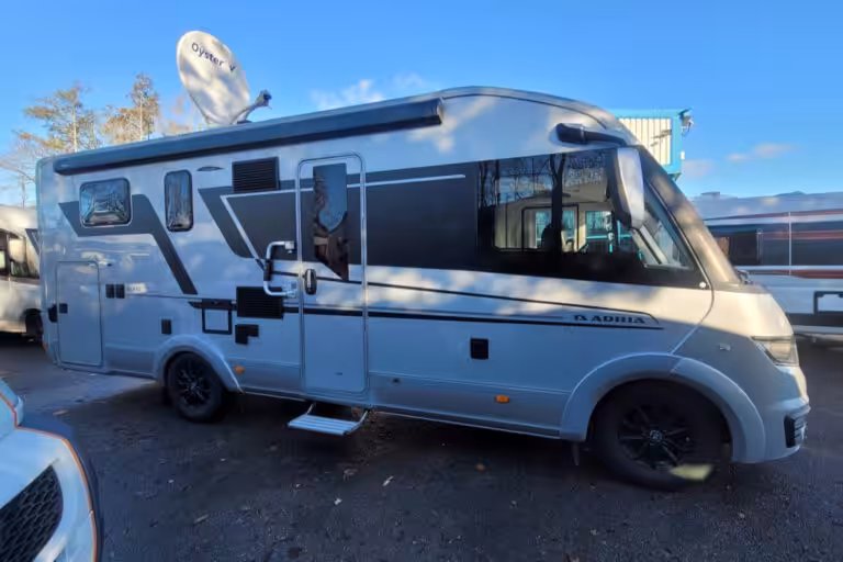 7684DE 02 Adria SonicSupreme710SL WJ71ZHG
