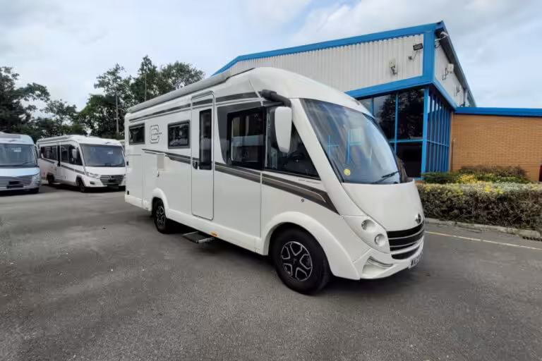 76950A 02 Carthago CompactlineI141LE WA22CVV