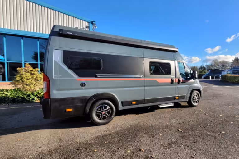 769696 03 Pilote V633M WK73BBN