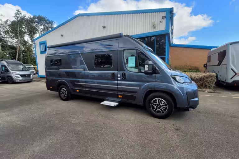770216 02 Adria Twin Supreme 640 Sgx TMD08673