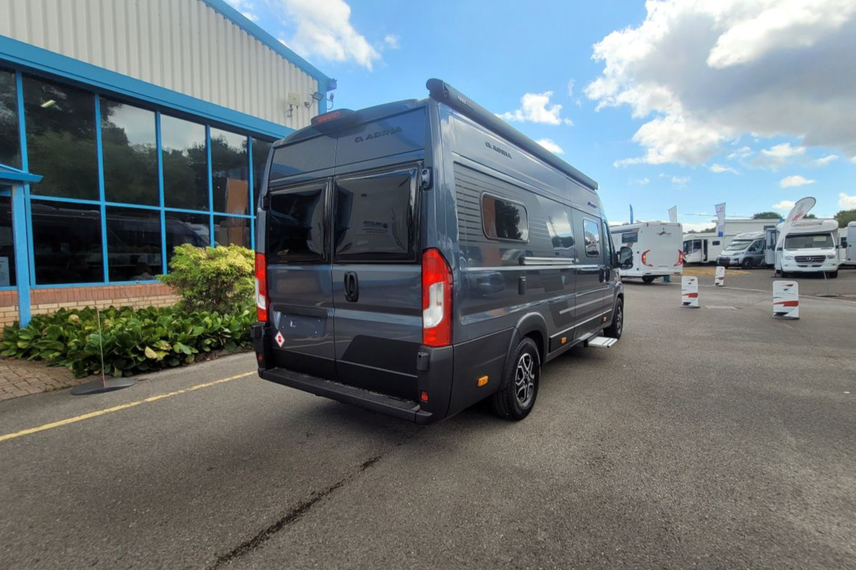 770216 05 Adria Twin Supreme 640 Sgx TMD08673