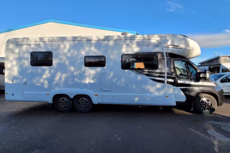 77082A 03 Autotrail Comanche WG25MFP