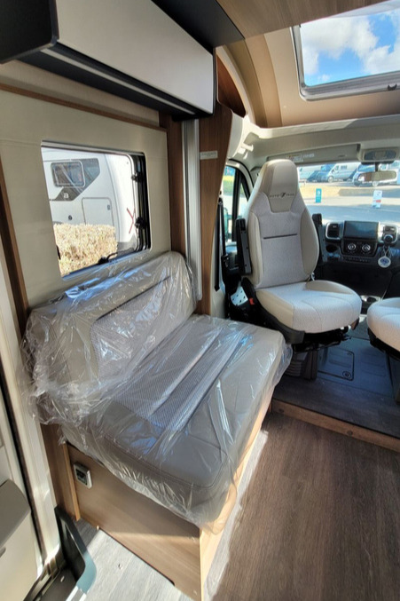 7732FA 09 Autotrail Imala 736 SMC22384