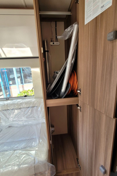 7732FA 26 Autotrail Imala 736 SMC22384