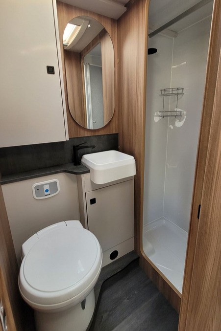 7732FA 30 Autotrail Imala 736 SMC22384