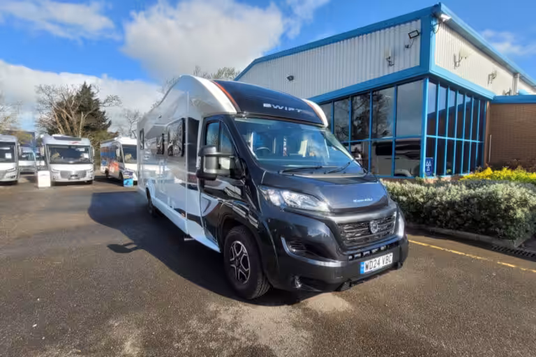 77579A 01 Swift Kontiki794 WD24VBC
