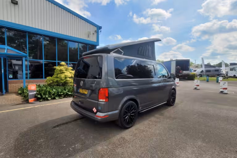 77FA1E 03 Volkswagen TransporterT30 BJ70CYY