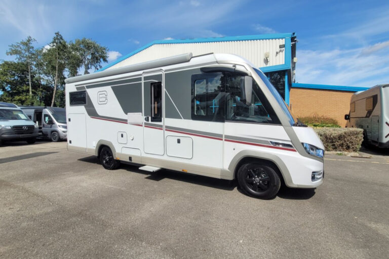 7832FA 02 Carthago C Line I 4.9 Le TN359623