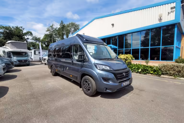 78367A 01 Autotrail V Line 635Sport WL24ASV
