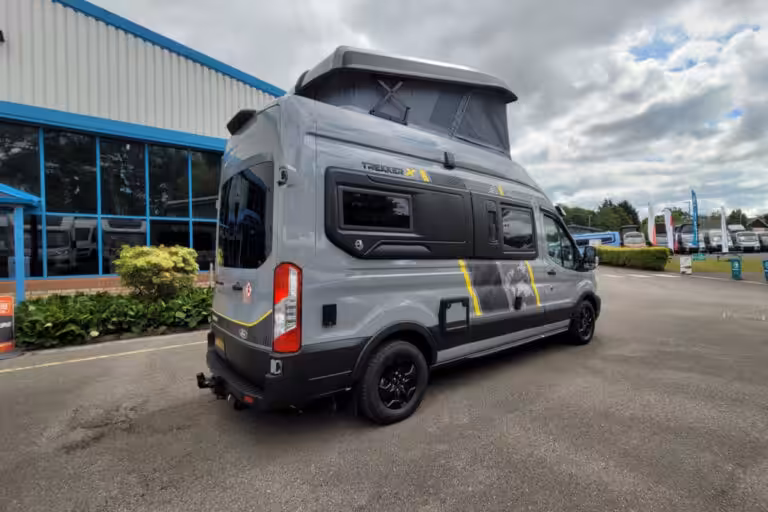 784C76 03 Swift TrekkerX WP75DGV