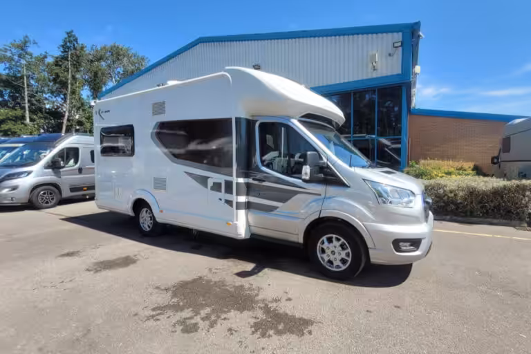 78556E 02 Autotrail F68 FN74XRO