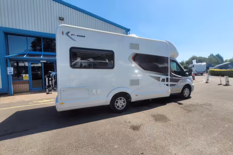 78556E 03 Autotrail F68 FN74XRO