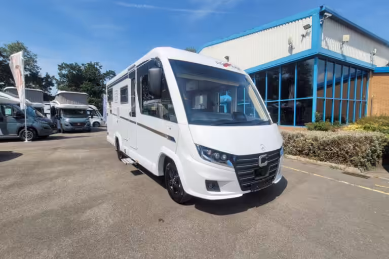 788766 01 Carthago C2 Tourer I141KBLE TN365478
