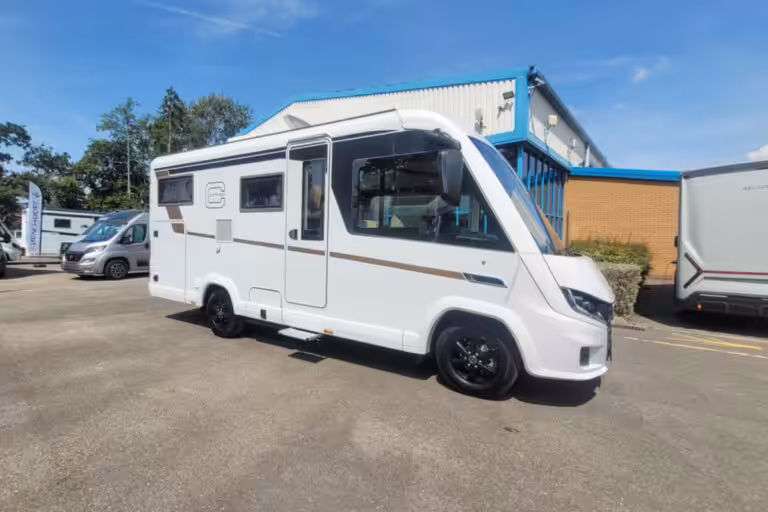 788766 02 Carthago C2 Tourer I141KBLE TN365478