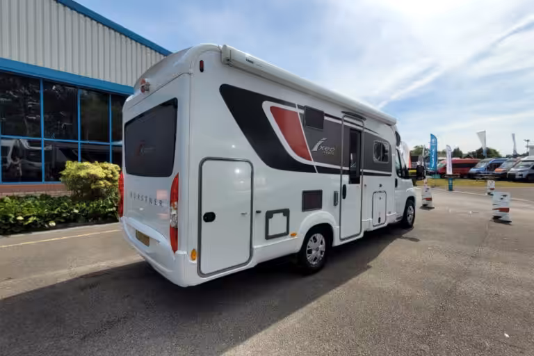 788A36 03 Burstner IxeoIT680G YN17BXZ