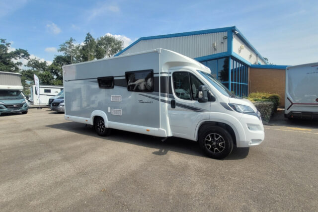 78A5C6 02 Elddis Autoquest 155 MagnumGT VN25CFP