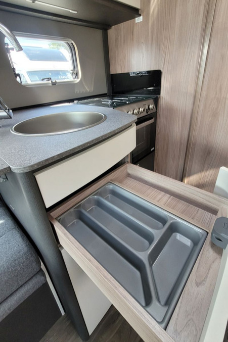 78F49A 21 Swift Voyager584 RDSC43512