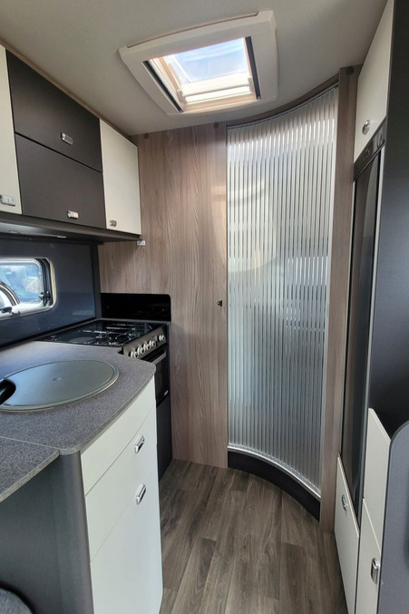 78F49E 17 Swift Voyager540 RDSA20948