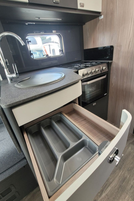 78F49E 19 Swift Voyager540 RDSA20948