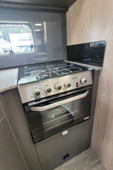 78F49E 21 Swift Voyager540 RDSA20948