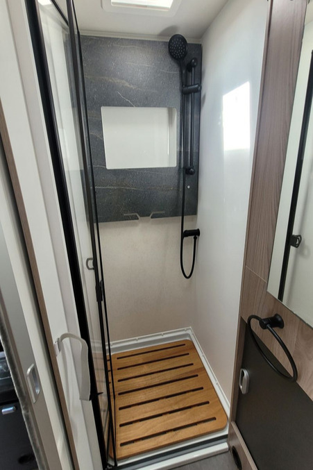 78F49E 25 Swift Voyager540 RDSA20948