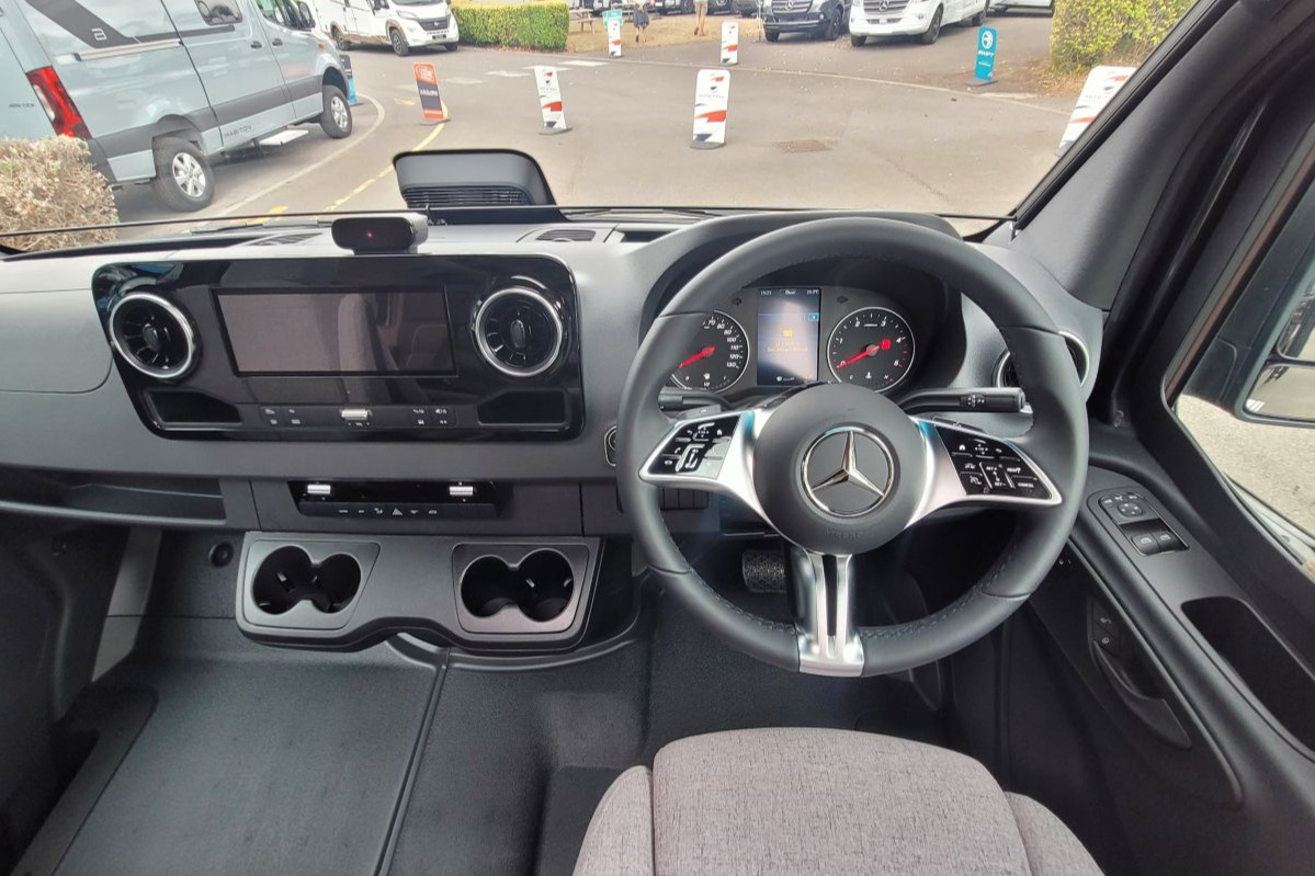 78F80A 12 Malibu Genius 641 Le TP908097