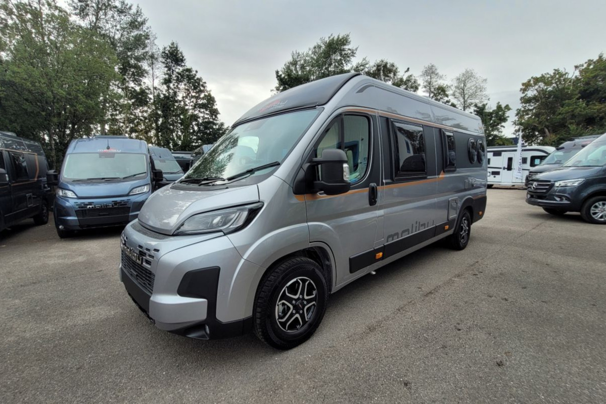 791486 07 Malibu Van Diversity GT Skyview 640 Le K TMC69930