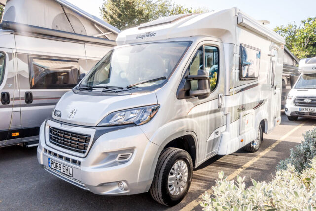 73F436 01 2019 Elddis Majestic115 PO69EHL